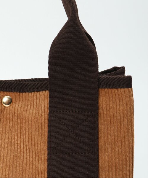 LBC(エルビーシー)の「ファスナー仕切りトートバッグ(トートバッグ・レディース・グリーン系/ネイビー/キャメル/ダークグレー/グレー/ベージュ/ブラック・FREE)」の17枚目の写真