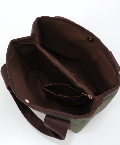 LBC(エルビーシー)の「ファスナー仕切りトートバッグ(トートバッグ・レディース・グリーン系/ネイビー/キャメル/ダークグレー/グレー/ベージュ/ブラック・FREE)」の14枚目の写真