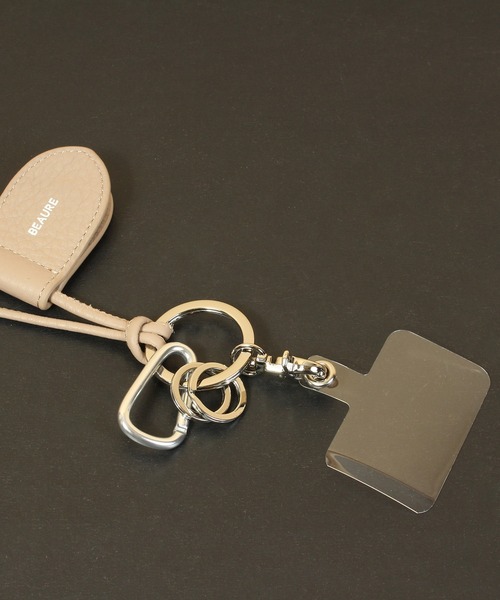 Beau're（ヴュレ）の「BEAURE ヴュレ カウレザー モバイル＆マスクストラップ ショルダー（スマホグッズ・レディース・ベージュ/ブラック/シルバー/ブルー系その他/ライラック/ペールイエロー・FREE）」の9枚目の写真