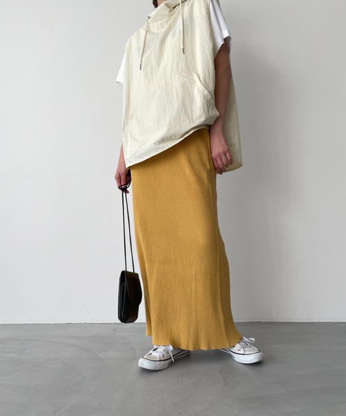 CANAL JEAN(キャナルジーン)の「RED CHOP WORKS リブニットマーメイドロングスカート(スカート・レディース・ブラック/グレー/オフホワイト/イエロー/オレンジ・ONE SIZE)」の17枚目の写真