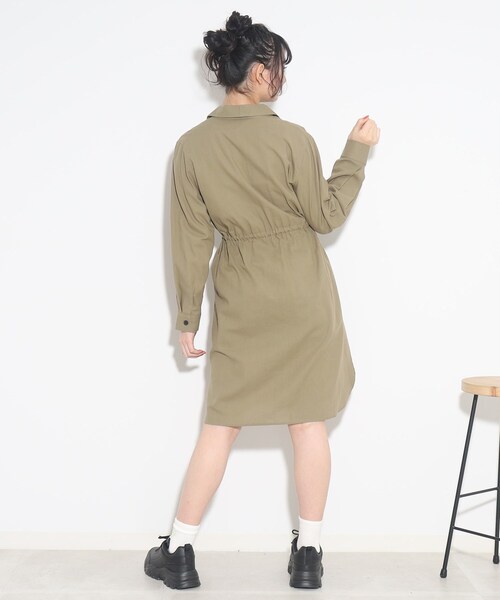 PINK-latte(ピンクラテ)の「厚底スニーカー(スニーカー・キッズ・ブラック/グレー系/オフホワイト・01/02/03)」の11枚目の写真