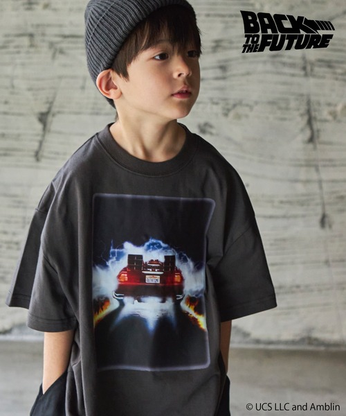 PAIRMANON STREET（ペアマノンストリート）の「【PAIRMANON STREET】【プレミアムコットン100】【UNIVERSAL】【ユニバーサル】【バック・トゥ・ザ・フューチャー】ユニセックス プリント 半袖 Tシャツ（Tシャツ/カットソー・キッズ・ブラック系その他/ブラック系その他2/ホワイト系その他2/グリーン/ホワイト系その他/ブラック/ホワイト/ブラック系その他3・130/140/150/100/120/110）」の6枚目の写真