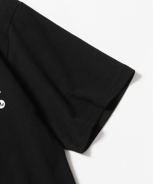FRUIT OF THE LOOM(フルーツオブザルーム)の「FRUIT OF THE LOOM/フルーツオブザルーム×YANGGAO/ヤンガオ Display Tシャツ(Tシャツ/カットソー・メンズ・ブラック/ホワイト/ホワイト系その他・M/XL/L)」の9枚目の写真