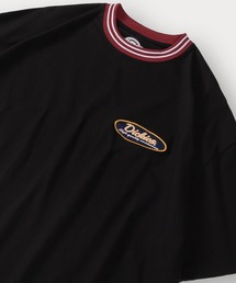 Dickies（ディッキーズ）の「【DICKIES／ディッキーズ】リブラインオーバルワッペンTシャツ/ビッグシルエット/ユニセックス（Tシャツ/カットソー）」