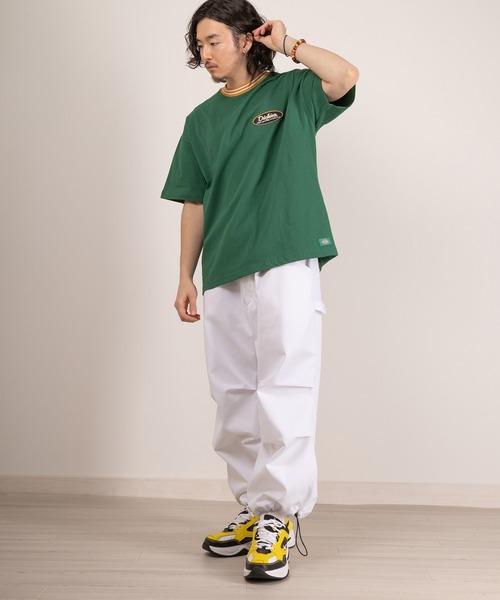 Dickies(ディッキーズ)の「【DICKIES/ディッキーズ】リブラインオーバルワッペンTシャツ/ビッグシルエット/ユニセックス(Tシャツ/カットソー・メンズ・ブルー/ブラック/グリーン/ホワイト/マスタード/ネイビー・M/L/XL)」の15枚目の写真