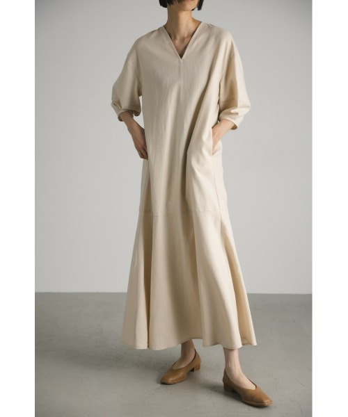STYLEMIXER(スタイルミキサー)の「リネンソフトマーメイドワンピース(ワンピース・レディース・オレンジ/ネイビー/ライトベージュ・MEDIUM/SMALL)」の1枚目の写真