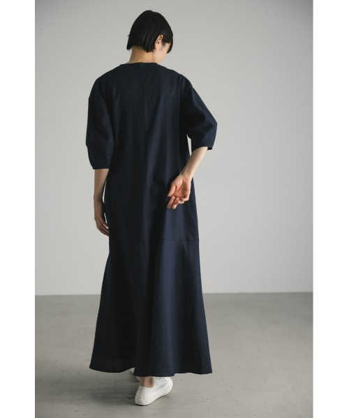 STYLEMIXER(スタイルミキサー)の「リネンソフトマーメイドワンピース(ワンピース・レディース・オレンジ/ネイビー/ライトベージュ・MEDIUM/SMALL)」の11枚目の写真