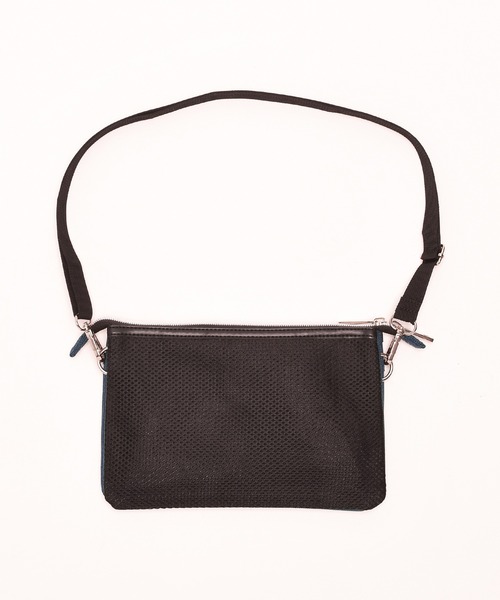 SVEC（シュベック）の「ポリキャンバス サコッシュ（ショルダーバッグ・レディース・ブラック/ネイビー・FREE）」の3枚目の写真