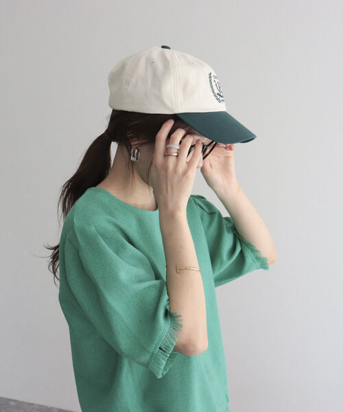 GEVACO(ゲバコ)の「【GEVACO/ゲバコ】キャンバス配色刺しゅうキャップ(キャップ・レディース・ネイビー/ベージュ/グリーン・FREE)」の13枚目の写真