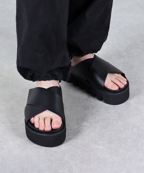 心地よいラバーソールで快適♪ エクストラ サンダル ♪ セール】+6.5cm ハイソール サンダル ワンストラップ クロス