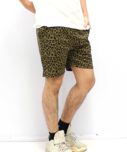 SHISKY(シスキー)の「総柄 ハーフパンツ(その他パンツ・メンズ・ブラック/グレー系その他/ベージュ/チャコール・M/XL/L)」の8枚目の写真