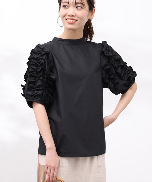 Chez toi（シェトワ）の「フリルスリーブブラウス（シャツ/ブラウス・レディース・オフホワイト/ブラック/サックスブルー・FREE）」の5枚目の写真