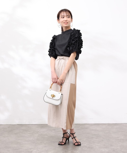 Chez toi（シェトワ）の「フリルスリーブブラウス（シャツ/ブラウス・レディース・オフホワイト/ブラック/サックスブルー・FREE）」の19枚目の写真