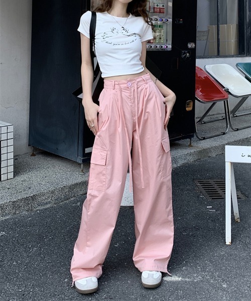 by muni:r(バイ ムニール)の「トレンドカーゴストリングパンツ(カーゴパンツ・レディース・チャコール/ピンク/クリーム・SMALL/MEDIUM)」の5枚目の写真