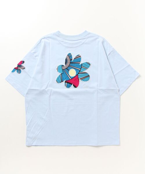 moyan ecri（モヤン エクリ）の「<moyan ecri>flowerパッチ刺繍Tシャツ【アフリカンファブリック】（Tシャツ/カットソー・レディース・ブルー系その他2/ピンク系その他/ホワイト系その他/ピンク系その他2/ブルー系その他/ホワイト系その他2・FREE）」の10枚目の写真