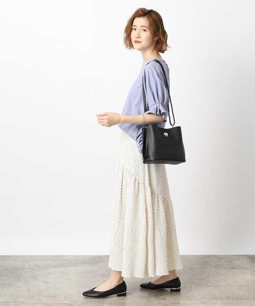 grove（グローブ）の「◆きれいもカジュアルも！ひんやりタックドルマンTシャツ（Tシャツ/カットソー・レディース・ブルー/アイボリー/スミクロ/モカ/ホワイト系5・02/03/01/05/04）」の8枚目の写真