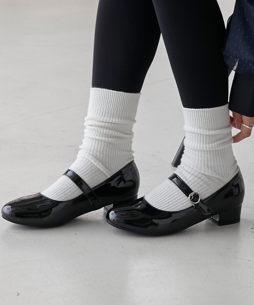 BONLECILL(ボンルシール)の「ラウンドトゥクラシックメリージェーンシューズ(パンプス・レディース・レッド/アイボリー/ブラック/ブラック系1・L/XL/S/M)」の17枚目の写真