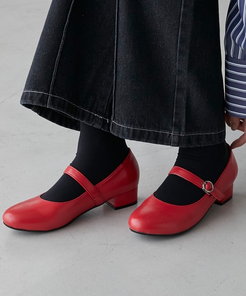 BONLECILL(ボンルシール)の「ラウンドトゥクラシックメリージェーンシューズ(パンプス・レディース・レッド/アイボリー/ブラック/ブラック系1・L/XL/S/M)」の22枚目の写真