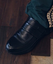 MAISON SPECIAL（メゾンスペシャル）の「《UNISEX》【SPECIAL SHOES FACTORY COLLABORATION】Vibram Sole Loafer Made In TOKYO/東京産ビブラムソールローファー【MAISON SPECIAL/メゾンスペシャル】（ローファー）」