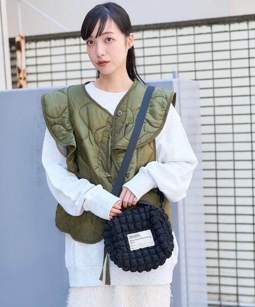 FREAK'S STORE(フリークスストア)の「BROWN BROWN THEATRE PRODUCTS× FREAK'S STORE/ブラウン 別注 ポップコーン スクエア 2way ショルダーバッグ(ショルダーバッグ・レディース・ベージュ/ブラック・ONE SIZE)」の6枚目の写真