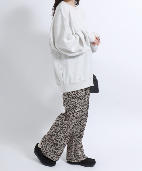 Salong hameu（サロン ハミュー）の「センタープリーツ ヒョウ柄・ゼブラ柄 アニマル総柄フレアパンツ レディース/イージーパンツ（その他パンツ・レディース・ブラック系その他/ベージュ系その他/ホワイト系その他/ベージュ系その他2・L/M）」の7枚目の写真