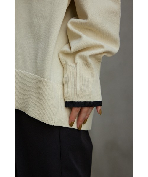 AZUL by moussy(アズールバイマウジー)の「スポンディッシュ配色クルーネックニットトップス(ニット/セーター・レディース・ブラック/アイボリー/ブルー・MEDIUM/SMALL)」の12枚目の写真