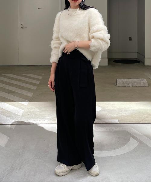 Thevon(ゼボン)の「ショート丈シャギーニットプルオーバー(ニット/セーター・レディース・オレンジ/ブラウン/サックスブルー/オフホワイト/ベージュ/グリーン・FREE)」の15枚目の写真