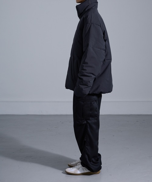 Anchor Smith（アンカー スミス）の「ビッグシルエットハイネックドロストパディングジャケット（ダウンジャケット/コート・メンズ・ホワイト/ブラック/グレー/ネイビー・M/L）」の9枚目の写真