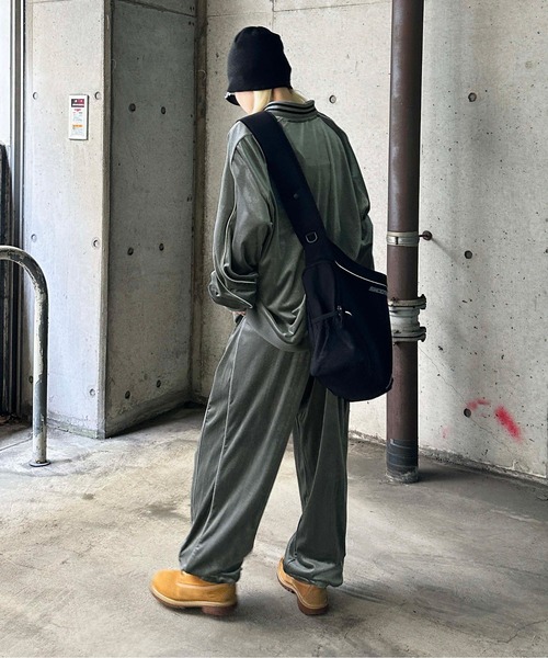 sedacle(セダクル)の「ベロアユニフォームデザイントップス【SETUP着用可能】(Tシャツ/カットソー・メンズ・グレー/ネイビー・MEDIUM/LARGE)」の10枚目の写真