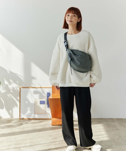 Edit Sheen(エディットシーン)の「ナイロンBIGボディバッグ(ボディバッグ/ウエストポーチ・レディース・ブラック/グレー・FREE)」の4枚目の写真