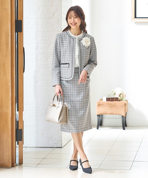 Honeys(ハニーズ)の「ベルトモチーフハンドバッグ(ハンドバッグ・レディース・グレイッシュベージュ/ブラック/ベージュ系その他・FREE)」の11枚目の写真