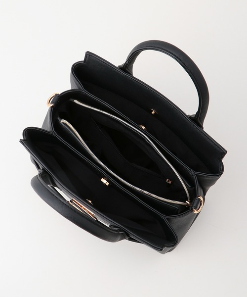 Honeys(ハニーズ)の「ベルトモチーフハンドバッグ(ハンドバッグ・レディース・グレイッシュベージュ/ブラック/ベージュ系その他・FREE)」の16枚目の写真