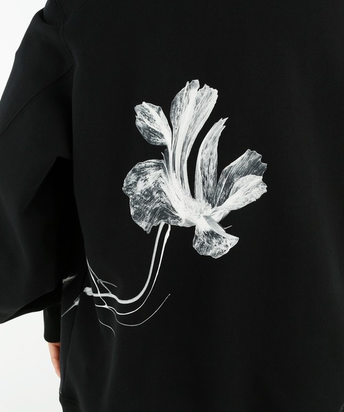 Y-3（ワイスリー）の「GFX FT CREW（スウェット・メンズ・ブラック・X-SMALL/X-LARGE/LARGE/MEDIUM/XX-SMALL/SMALL/XX-LARGE）」の5枚目の写真