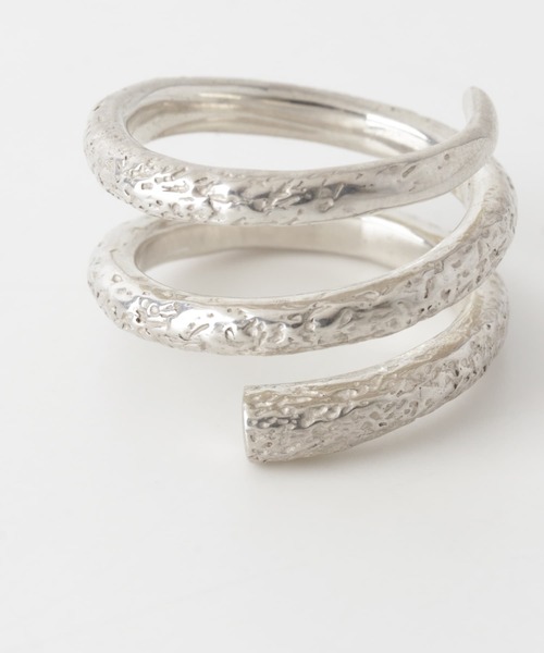 KAORU(カオル)の「KAORU CORNO ring L(リング・レディース・シルバー・-)」の3枚目の写真