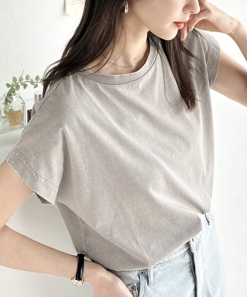 Java（ジャバ）の「《Javaジャバコラボ》洗練された大人のこなれ感。ヴィンテージ加工綿100％フレンチスリーブTシャツ（Tシャツ/カットソー・レディース・ホワイト/グリーン/グレイッシュベージュ/チャコールグレー・MEDIUM/LARGE/X-LARGE/SMALL）」の3枚目の写真