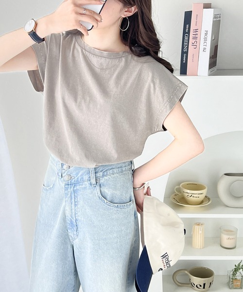 Java（ジャバ）の「《Javaジャバコラボ》洗練された大人のこなれ感。ヴィンテージ加工綿100％フレンチスリーブTシャツ（Tシャツ/カットソー・レディース・ホワイト/グリーン/グレイッシュベージュ/チャコールグレー・MEDIUM/LARGE/X-LARGE/SMALL）」の8枚目の写真