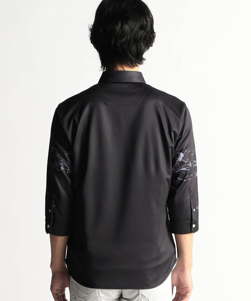 HIDEAWAYS NICOLE（ハイダウェイニコル）の「ハイストレッチポンチ　パーツプリントシャツ（シャツ/ブラウス・メンズ・ネイビー/ホワイト×ブラック・MEDIUM/LARGE/X-LARGE）」の5枚目の写真