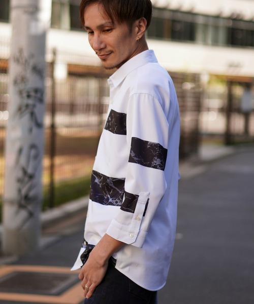HIDEAWAYS NICOLE（ハイダウェイニコル）の「ハイストレッチポンチ　パーツプリントシャツ（シャツ/ブラウス・メンズ・ネイビー/ホワイト×ブラック・MEDIUM/LARGE/X-LARGE）」の22枚目の写真