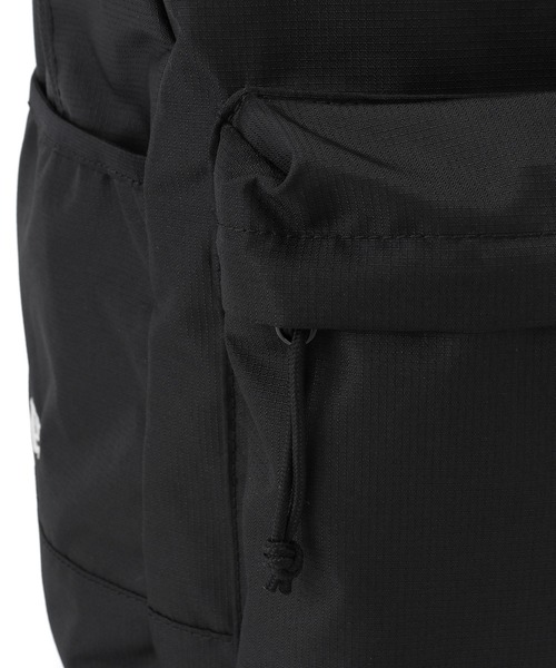 NEW ERA（ニューエラ）の「【NEWERA(R)/ニューエラ別注】A4対応/LIGHT PACK 27L（バックパック/リュック・レディース・ブラック・FREE）」の8枚目の写真