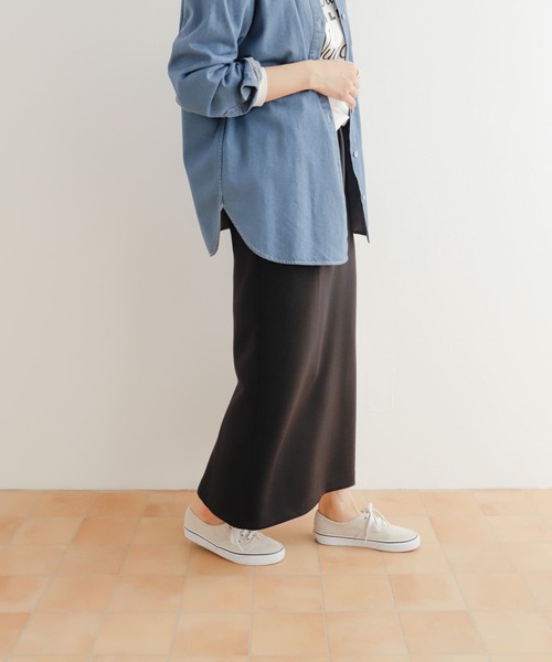 URBAN RESEARCH DOORS（アーバンリサーチドアーズ）の「ダンボールニットストレートスカート（スカート・レディース・ブラック・MEDIUM/SMALL）」の15枚目の写真