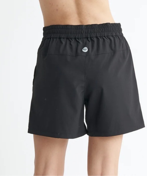 ROXY（ロキシー）の「MY 1ST ROXY SHORTS/ロキシーUVカット速乾ワンポイントロゴウエストゴムフィットネスショートパンツ（その他パンツ・レディース・レッド/ブルー/ブラック・SMALL/MEDIUM/LARGE）」の11枚目の写真