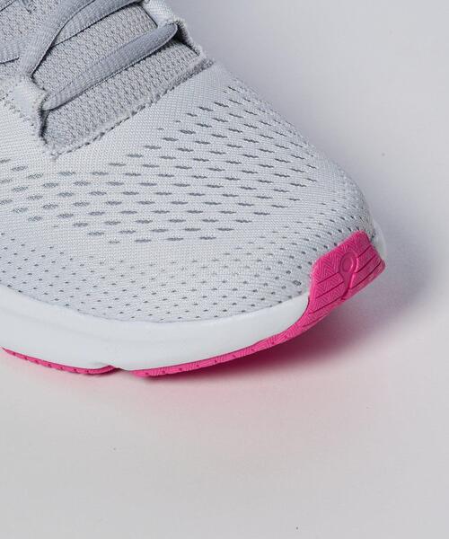 UNDER ARMOUR（アンダーアーマー）の「UAチャージド パスート3 ビックロゴ（ランニング/レディース）（スニーカー・レディース・ホワイト×グレー・24.0cm/23.5cm/23.0cm/25.0cm/24.5cm/22.5cm/25.5cm）」の8枚目の写真