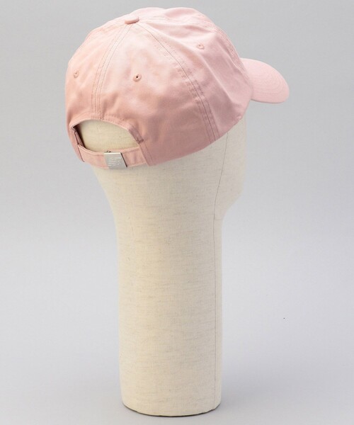 FREAK'S STORE（フリークスストア）の「限定展開　New Balance/ニューバランス　カーブドブリム NB キャップ（キャップ・レディース・ベージュ/ピンク/ブラック/グリーン/ネイビー・ﾌﾘ-）」の9枚目の写真