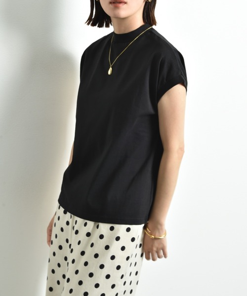 INTERPLANET（インタープラネット）の「度詰めライト天竺フレンチＴシャツ（Tシャツ/カットソー・レディース・グレイッシュベージュ/オフホワイト/ブラック・FREE）」の13枚目の写真