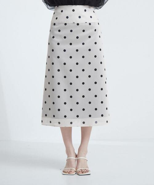 Tiara（ティアラ）の「ドットプリントAラインタイトスカート（スカート・レディース・ブラック/アイボリー・2/3）」の16枚目の写真