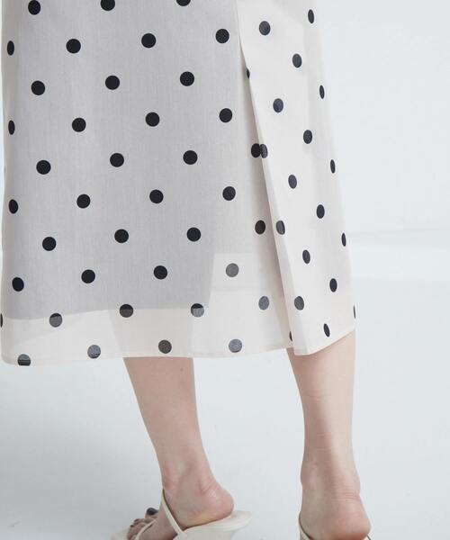 Tiara（ティアラ）の「ドットプリントAラインタイトスカート（スカート・レディース・ブラック/アイボリー・2/3）」の19枚目の写真