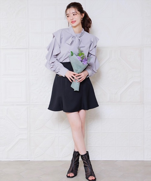 SWINGLE（スウィングル）の「チューリップフレアビットミニスカート（スカート・レディース・ブラック/ミント/ベージュ・MEDIUM/SMALL）」の13枚目の写真