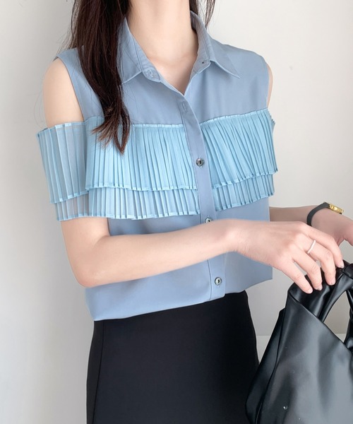 ABITOKYO（アビトーキョー）の「異素材プリーツドッキングシャツブラウス（シャツ/ブラウス・レディース・ホワイト/ブラック/ネイビー/ブルー・M/L）」の4枚目の写真