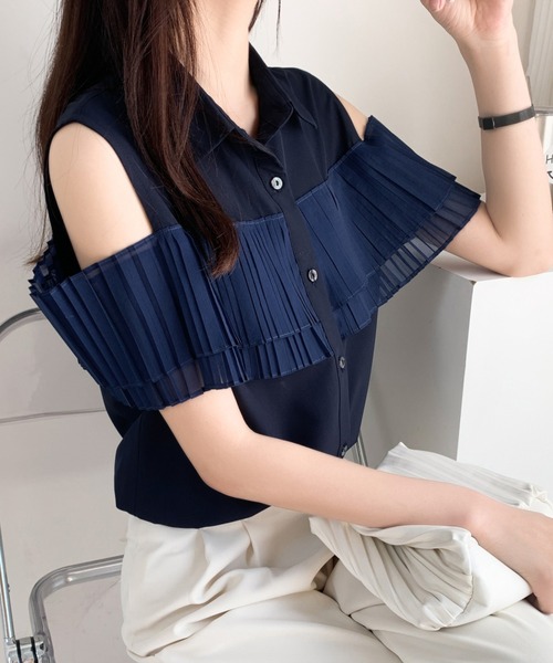 ABITOKYO（アビトーキョー）の「異素材プリーツドッキングシャツブラウス（シャツ/ブラウス・レディース・ホワイト/ブラック/ネイビー/ブルー・M/L）」の7枚目の写真