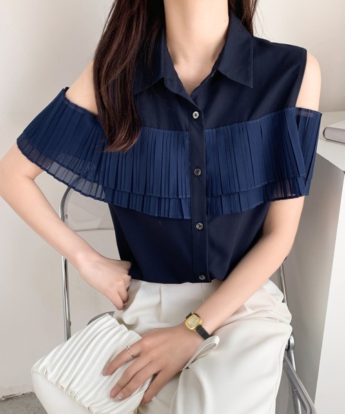 ABITOKYO（アビトーキョー）の「異素材プリーツドッキングシャツブラウス（シャツ/ブラウス・レディース・ホワイト/ブラック/ネイビー/ブルー・M/L）」の6枚目の写真